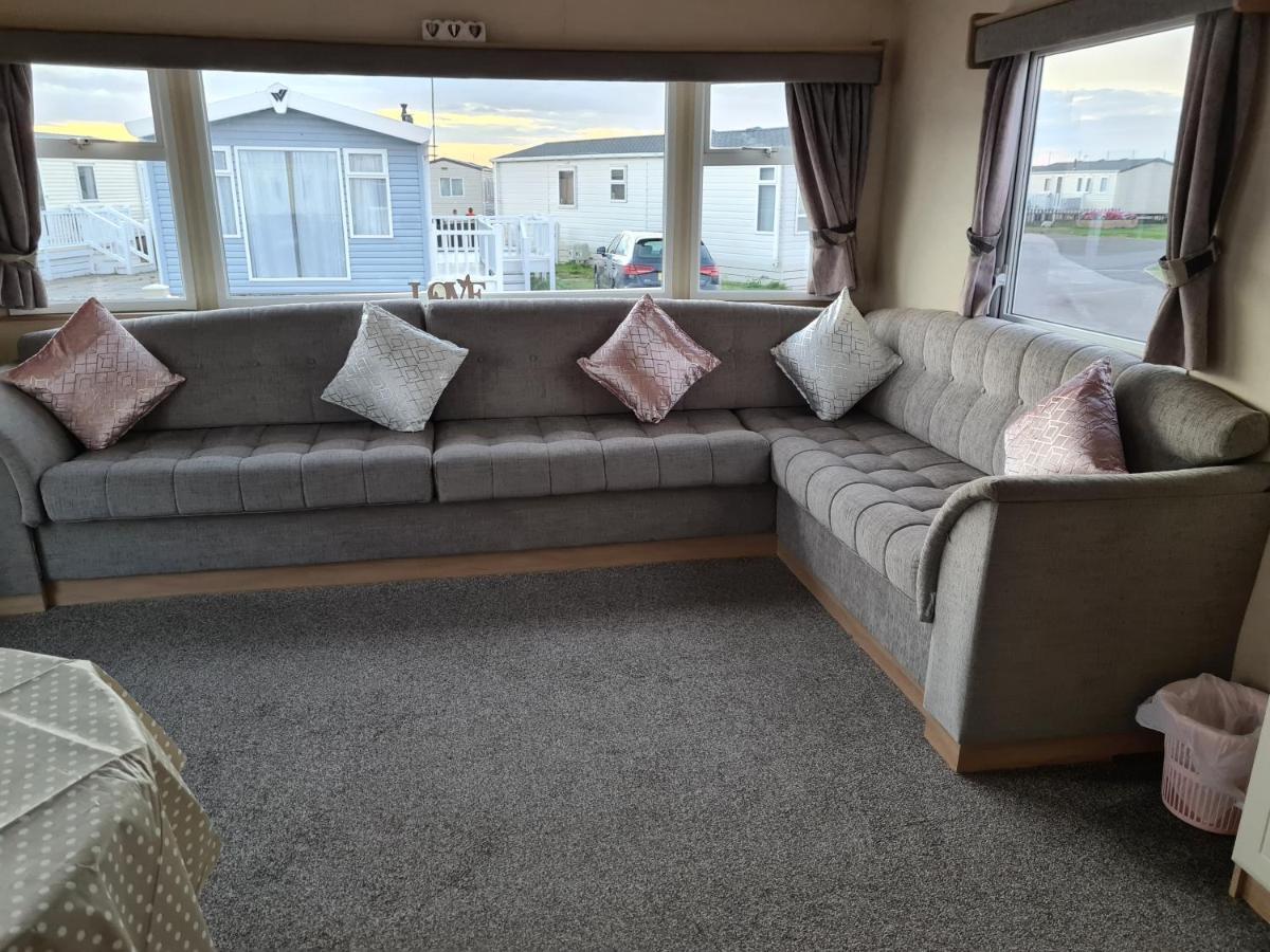 Chris'S Caravan Abergele Exterior photo